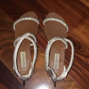 Women’s shoes